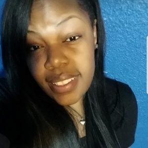 Meet your Posher, Whitney